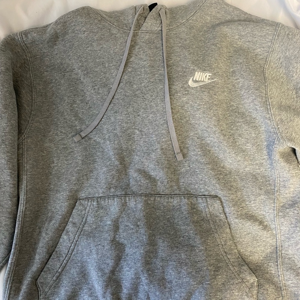 Nike - Gray Pullover Hoodie